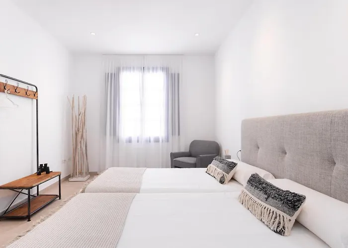 Homes - La Casa De Victoria Villa