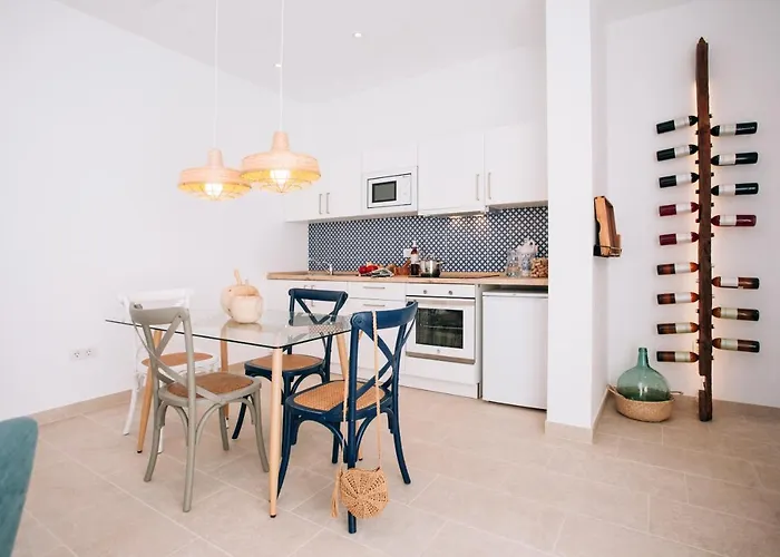 Villa Homes - La Casa De Victoria *