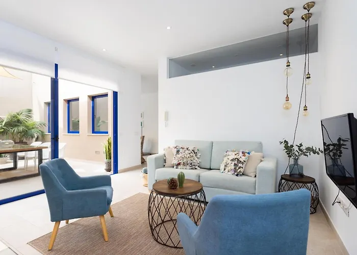 Homes - La Casa De Victoria